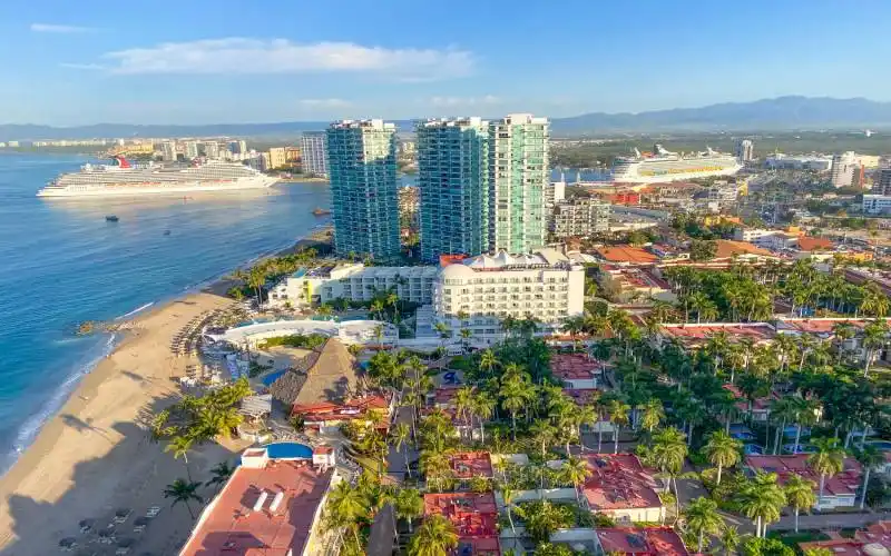 Peninsula_Puerto_Vallarta_Real_estate_14