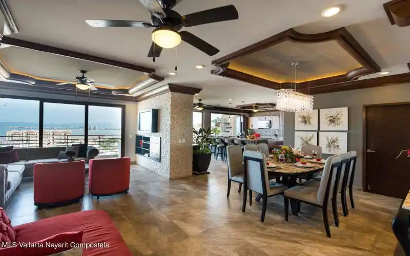 Living dining with view