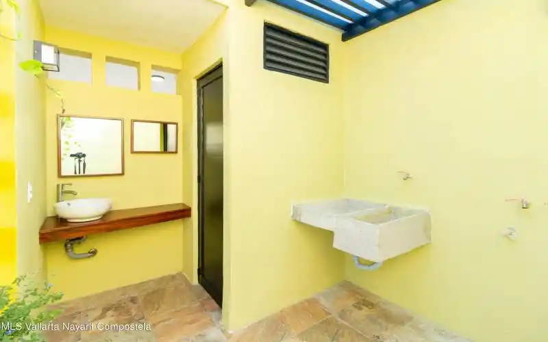 Bathroom of Terrace