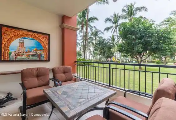 9 Playa Royale 2109