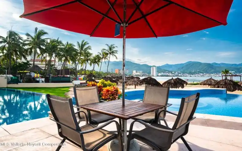 Grand Venetian-29