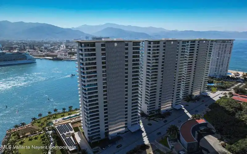 Marina Towers - Mountain View