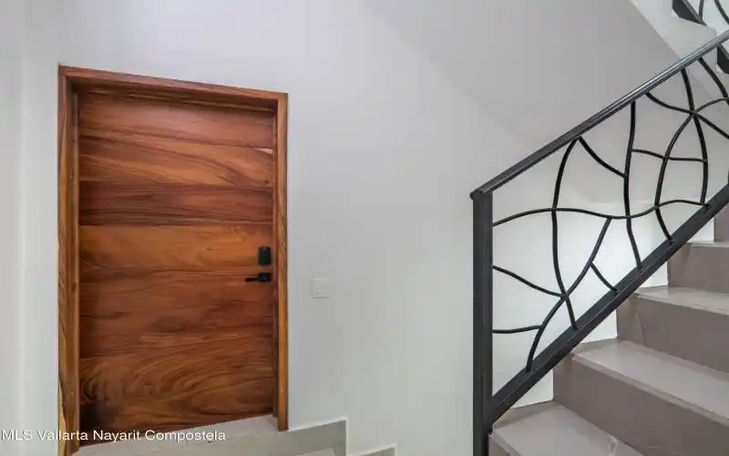 021 - front door