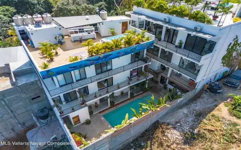 026 - aerial view interior w pool