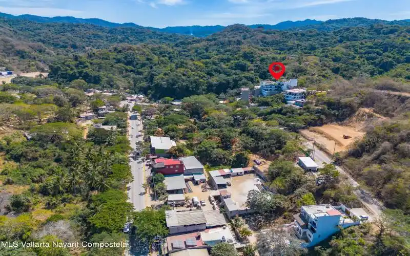 027 - aerial view w pin