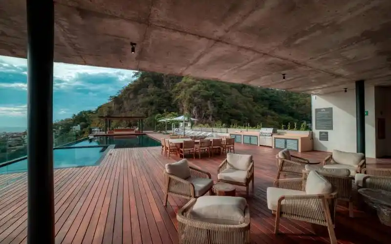 OASIS ROOF TOP (1)
