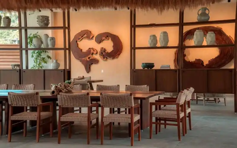 OASIS LOBBY (11)