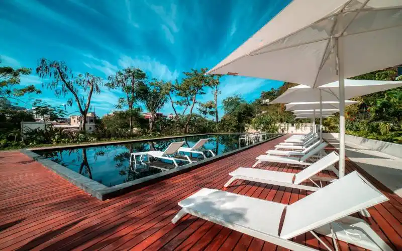 OASIS POOL (4)