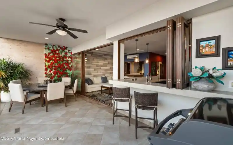 Indoor/Outdoor Kitchen