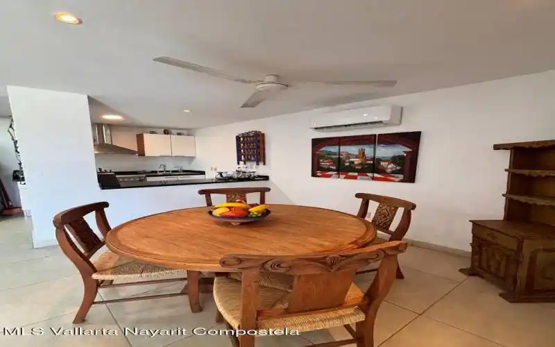 Dining 5