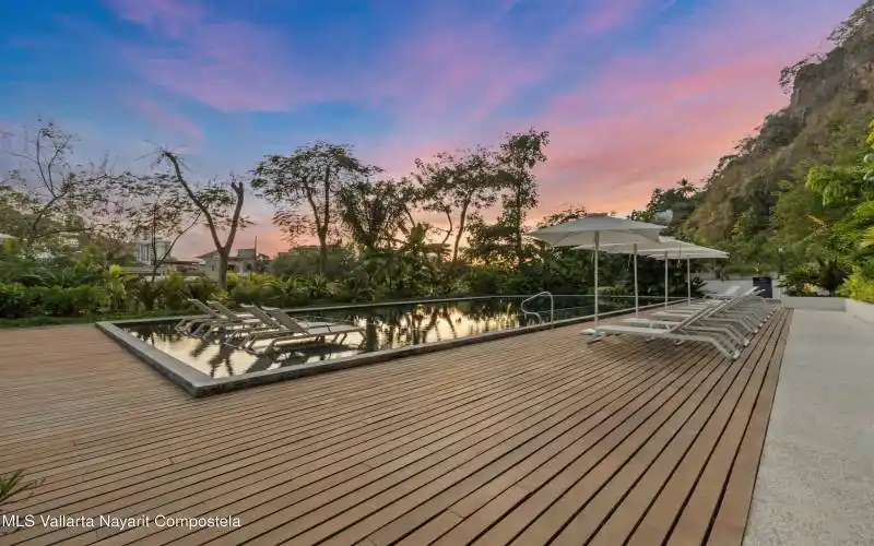 Riverside Pool 4