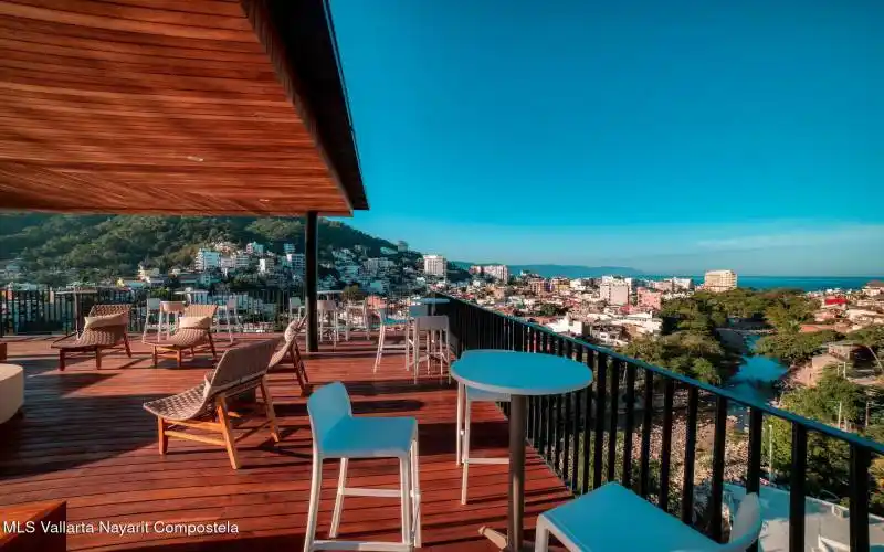 OASIS - ROOFTOP