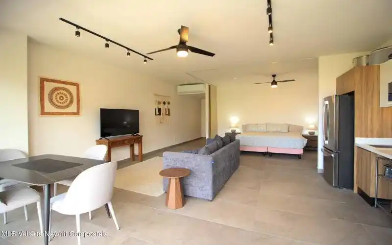 OASIS 304 - LIVING AREAS