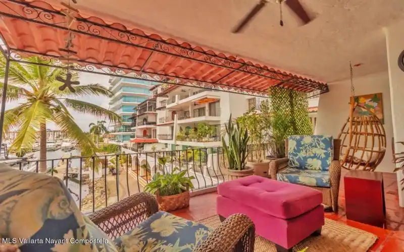 MARINA LAS PALMAS 4