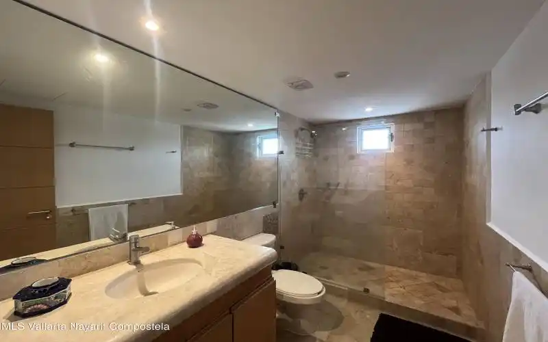 Shared bath