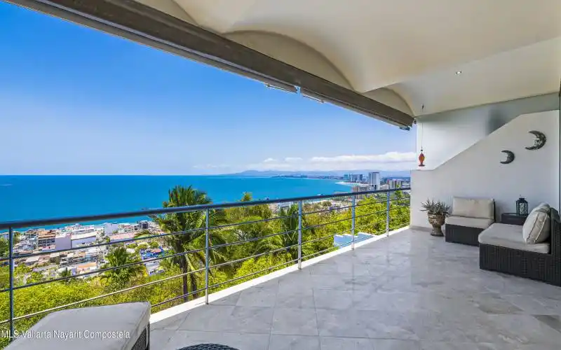 Vista Bahia II, 22-27