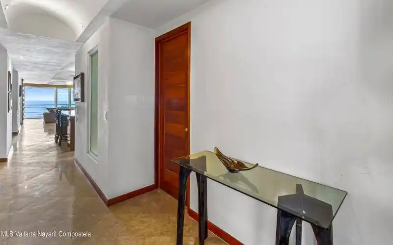 Vista Bahia II, 22-3