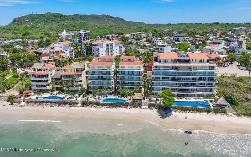 El_Faro_Real_condo_401_for_Sale_11