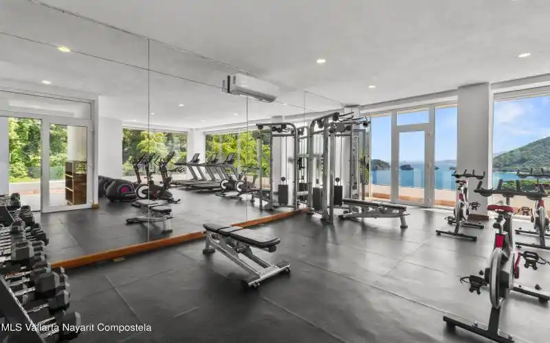 Rooftop Gym 1