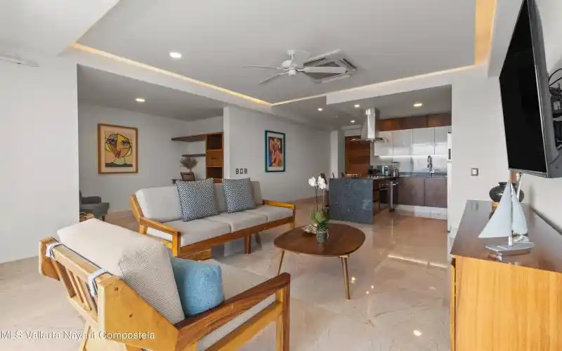 Interior 13