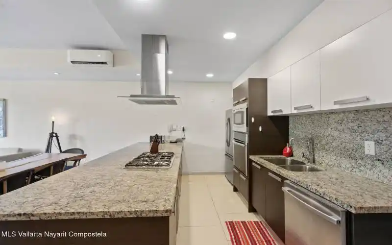 Kitchen 2