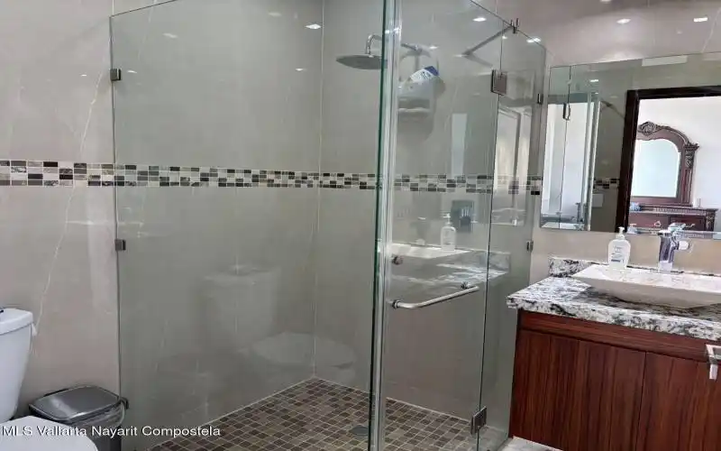LCM REGADERA