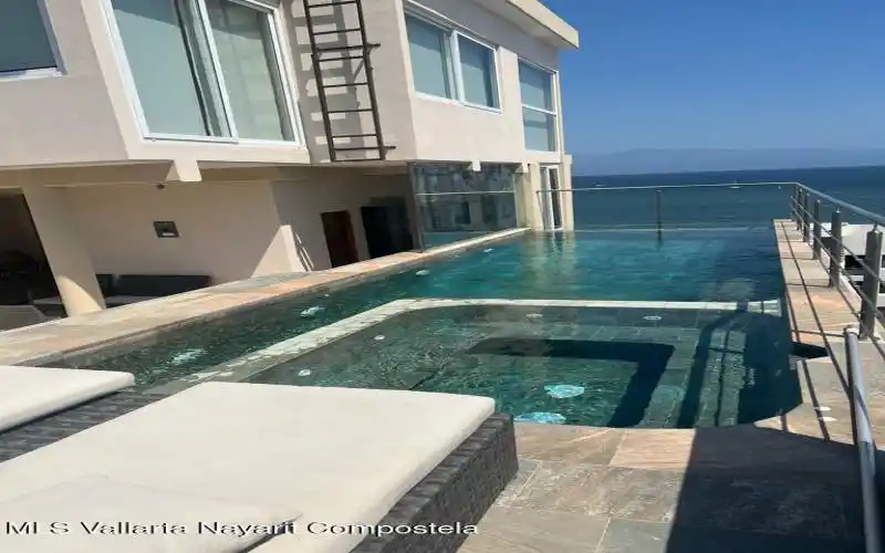 LCM JACUZZI VISTA