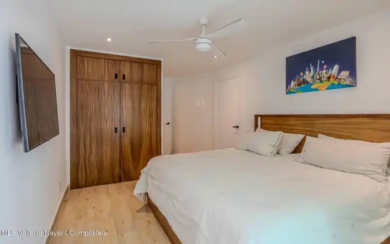 Condo 2 Bedroom 2
