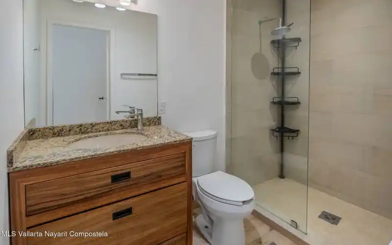 Condo 2 Bathroom