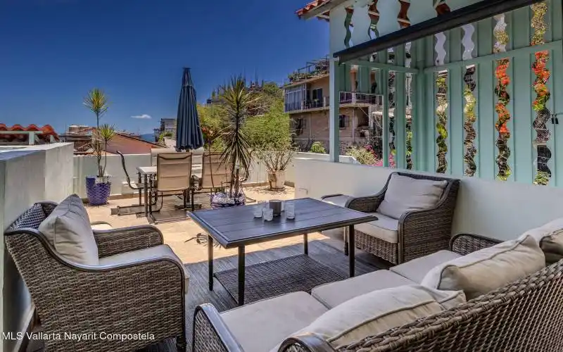 Terrace Lounge and Dining
