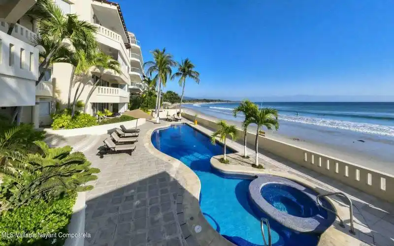 pool view south