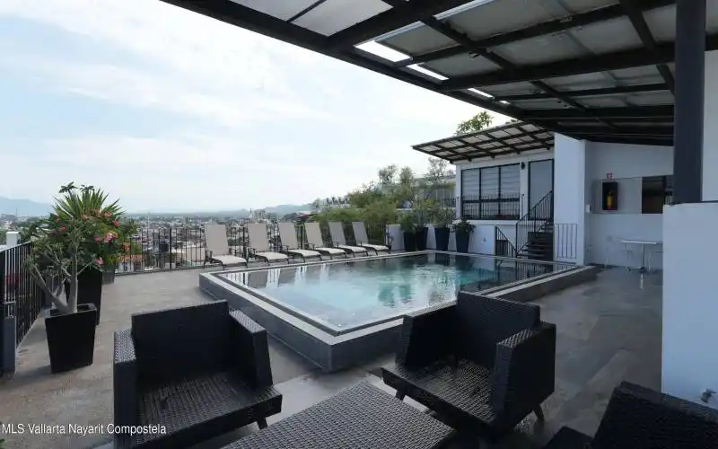 ROOFTOP AND DECK