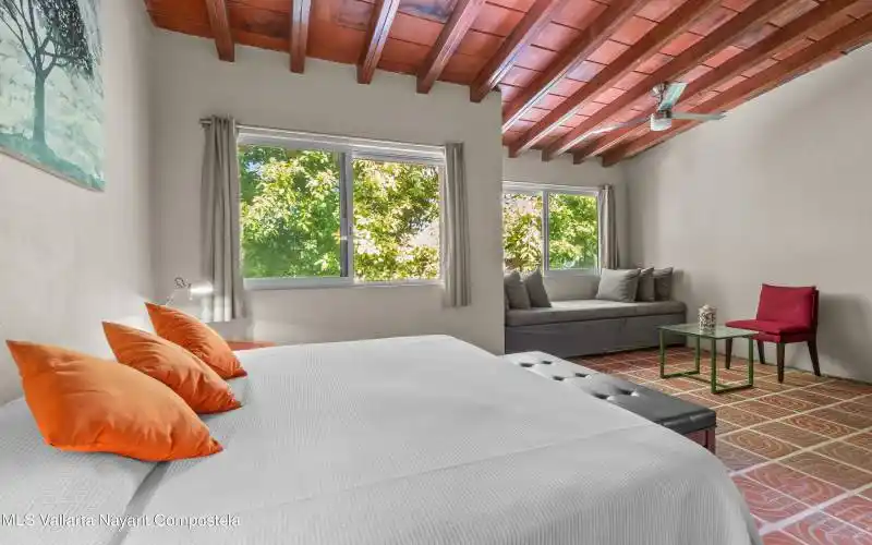 CasaMandarina_Bedroom