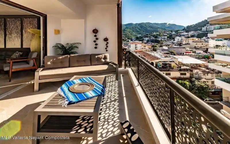 Urban 7A Front Balcony