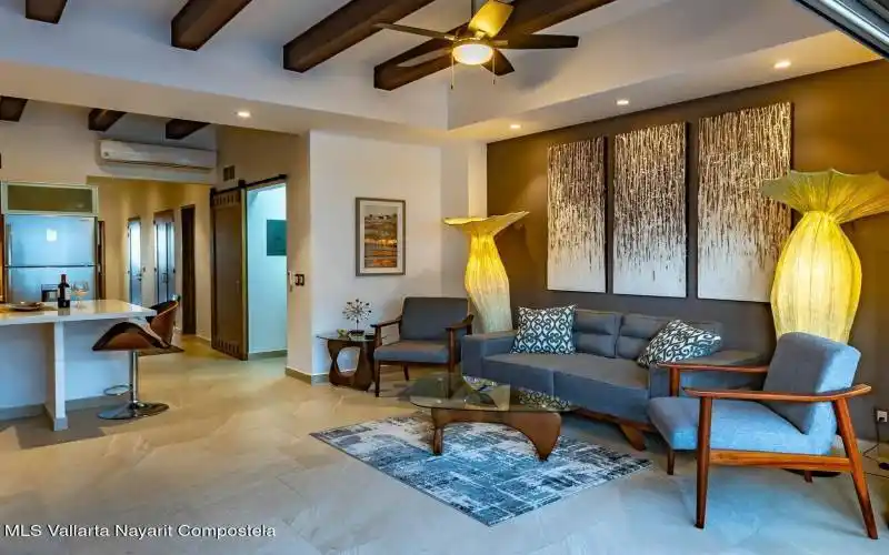 Urban 7A Livingroom