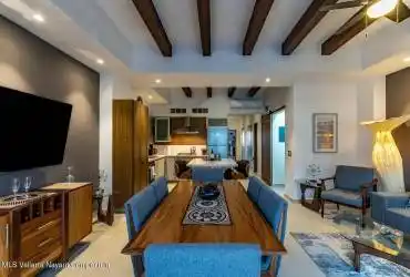 Urban Penthouse 7A dining area