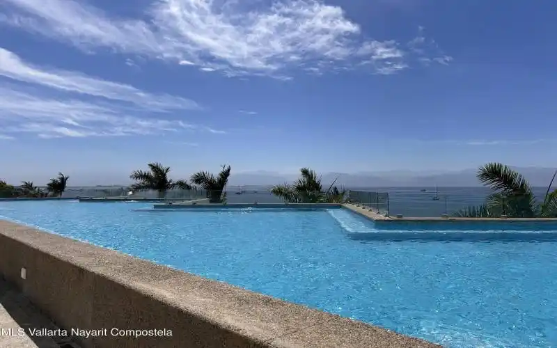 Vista al mar desde alberca 2