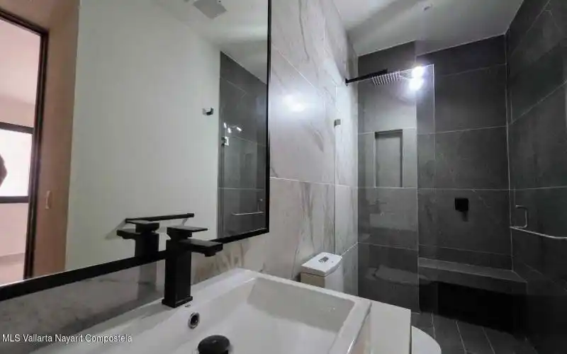 Vitania 302 pic: 25