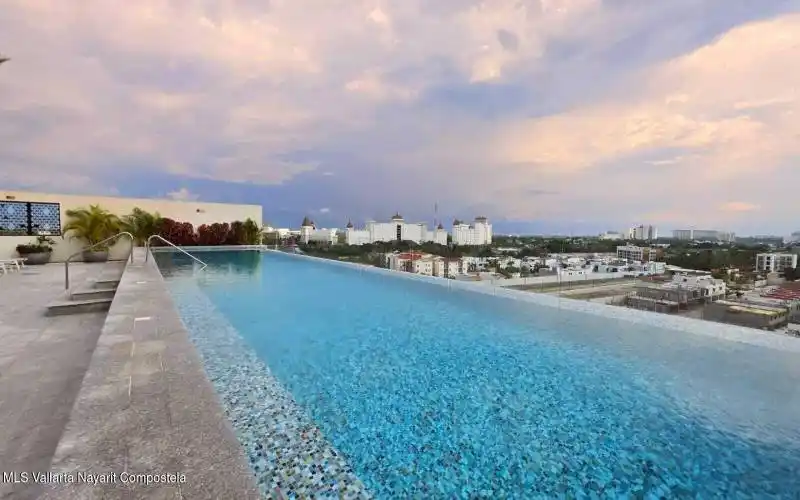 Vitania 302 pic: 2