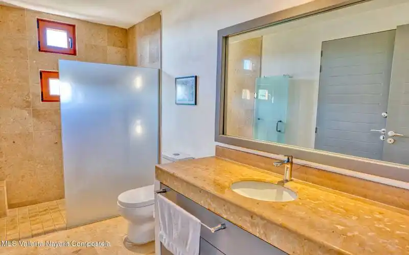 guest en suite