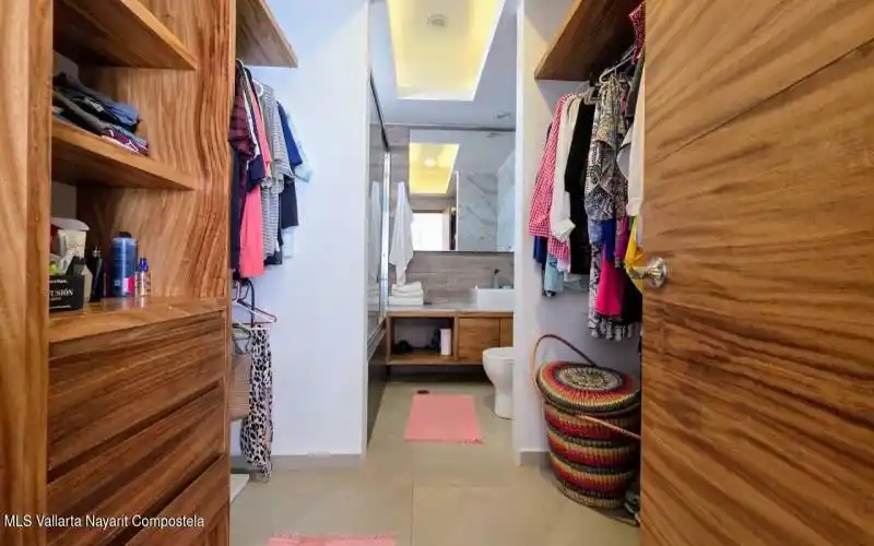 FOTO 9-Walking Closet in MB