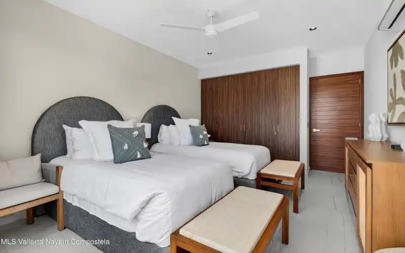 Canuva Lux 501 18