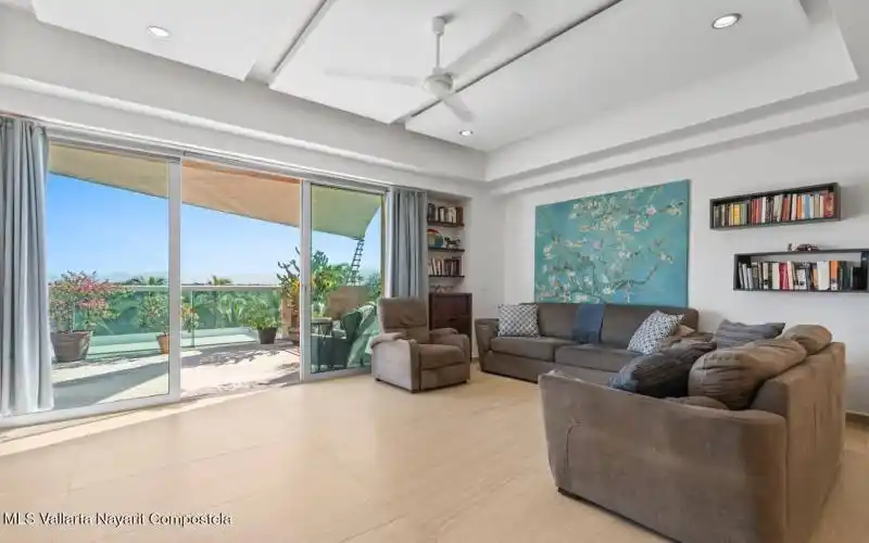 WhatsApp Image 2025-09-28 at 9.22.18 AM