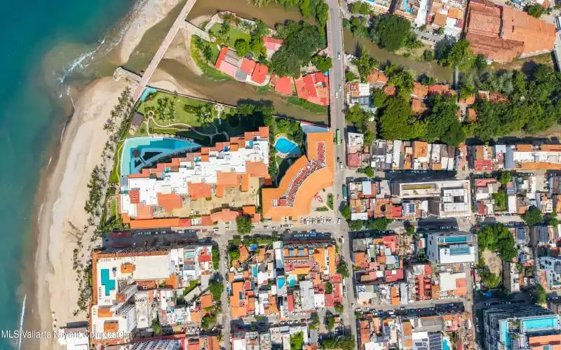 EDIFICIO EXTERIOR