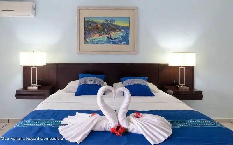 King Bed