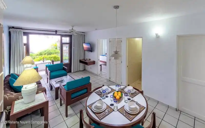 Dining Room:Terrace