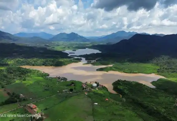 TERRENO EN LA PRESA LOS CORINCHIS