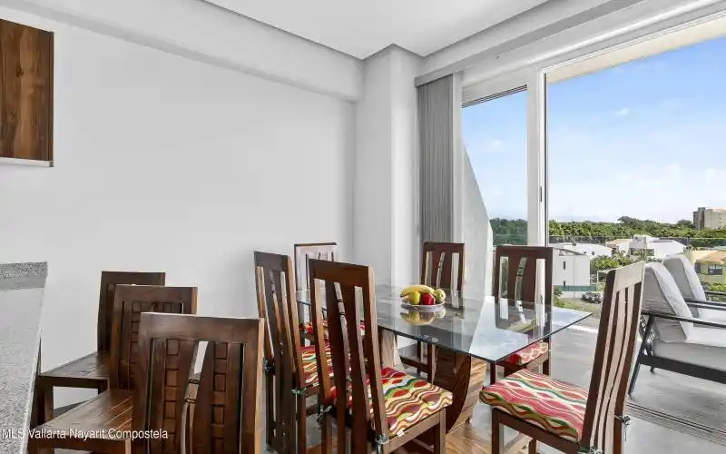 12.DINING TABLE
