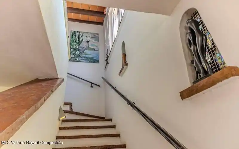 Loft 1 stairs to upper-min