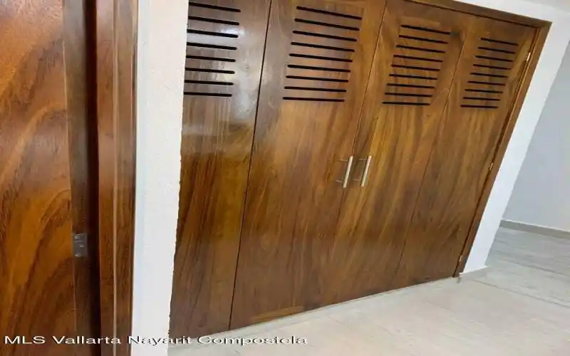 Torre Condomar 731 Exterior closet